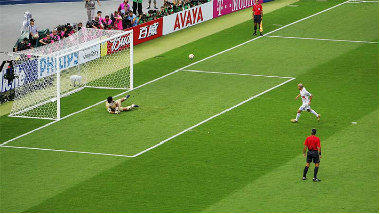 Tìm hiểu vòng cấm địa trong bóng đá là gì? 3 Screenshot 15 1